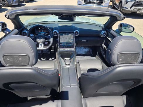 Used 2022 Mercedes-Benz SL 63 AMG 4MATIC image 28