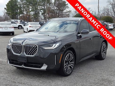 Used 2025 BMW X3 xDrive30i w/ Convenience Package image 2