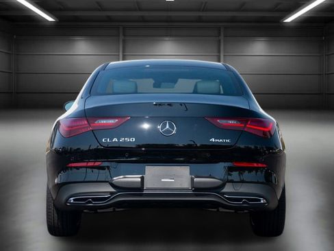 Used 2025 Mercedes-Benz CLA 250 4MATIC image 5