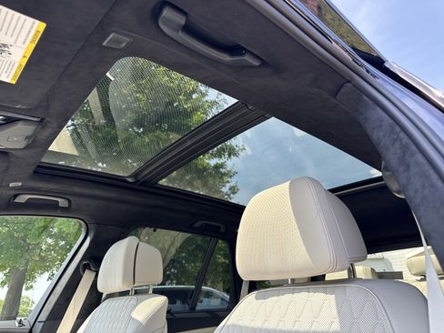 New 2026 BMW X5 M60i image 9