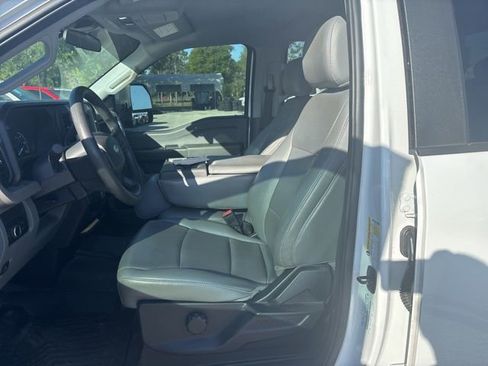 Used 2024 Ford F350 XL w/ 360-Degree Camera Package image 9