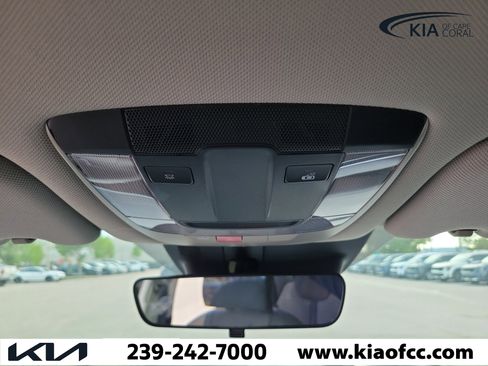 New 2026 Kia Sorento LX FWD image 31