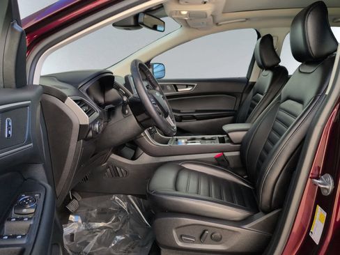 Used 2022 Ford Edge SEL w/ Convenience Package image 7
