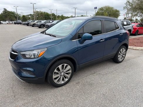 Used 2020 Buick Encore Preferred w/ Safety Package FWD image 10