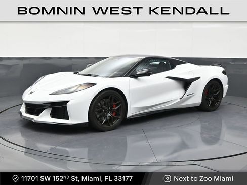 Used 2026 Chevrolet Corvette Z06 image 1
