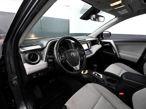 Used 2017 Toyota RAV4 XLE image 33