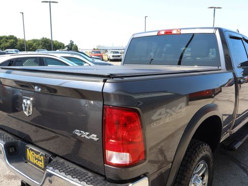 Used 2018 RAM 2500 Tradesman w/ Chrome Appearance Group AWD/4WD image 13