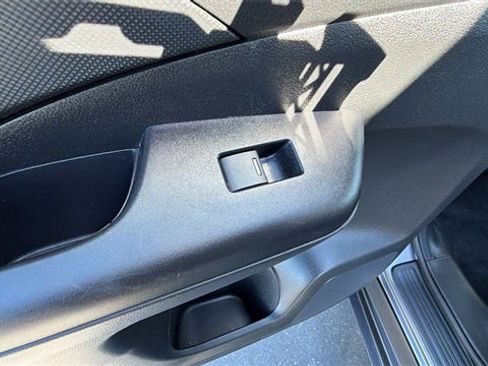 Used 2015 Honda CR-V LX image 15