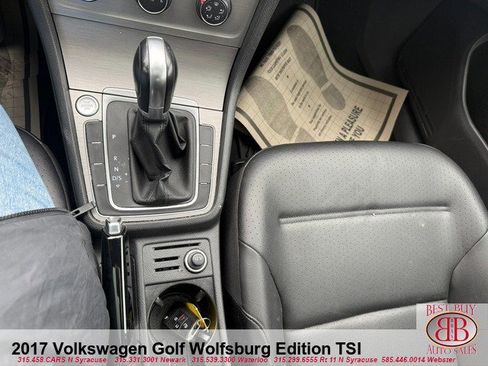 Used 2017 Volkswagen Golf SE image 17