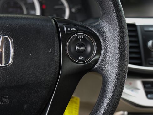 Used 2015 Honda Accord LX image 29