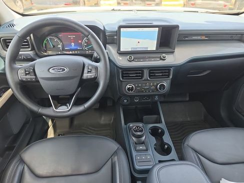 Used 2024 Ford Maverick Lariat w/ Black Appearance Package FWD image 8