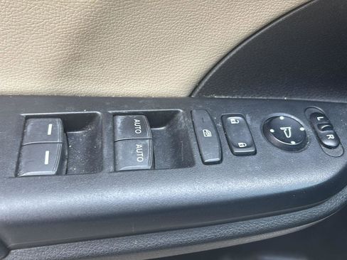 Used 2017 Honda Civic Touring image 11