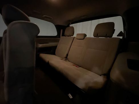 Used 2016 Toyota Sequoia SR5 AWD/4WD image 23