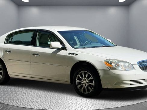 Used 2009 Buick Lucerne CXL FWD image 4