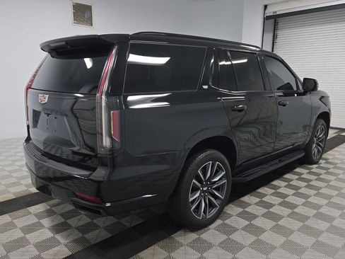 Used 2024 Cadillac Escalade Sport Platinum image 2