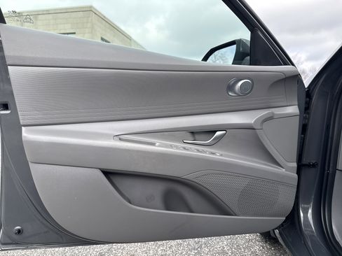 Certified 2023 Hyundai Elantra SEL image 10