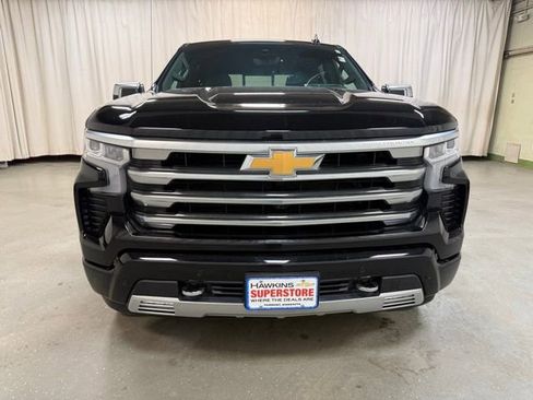 Used 2025 Chevrolet Silverado 1500 High Country w/ High Country Premium Package image 17