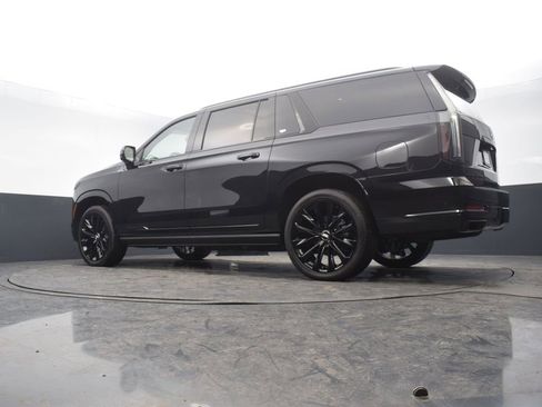 Certified 2026 Cadillac Escalade ESV Platinum Sport w/ LPO, ONYX Package image 54