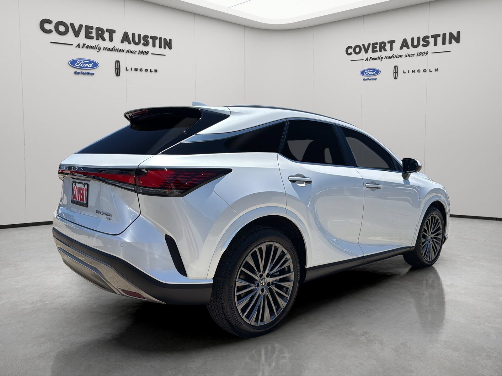 Used 2024 Lexus RX 350 w/ Convenience Package AWD/4WD image 5