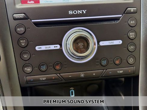 Used 2017 Ford Fusion Titanium image 4