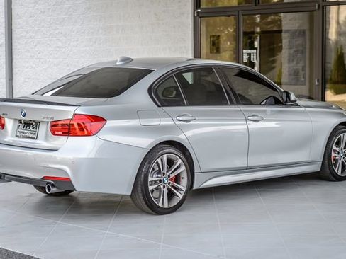 Used 2017 BMW 340i xDrive Sedan image 9