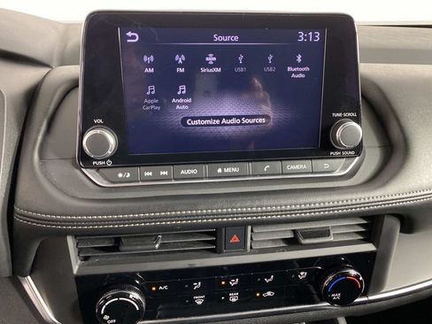 Used 2024 Nissan Rogue S AWD/4WD image 20