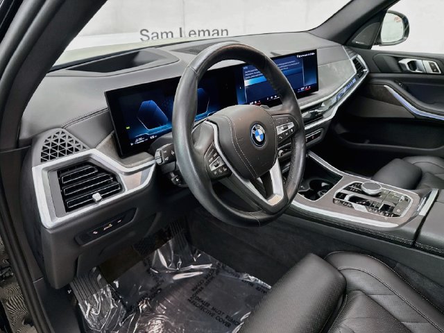 Used 2024 BMW X5 xDrive50e w/ Premium Package AWD/4WD image 9