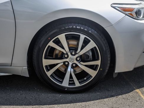 Used 2018 Nissan Maxima Platinum FWD image 7