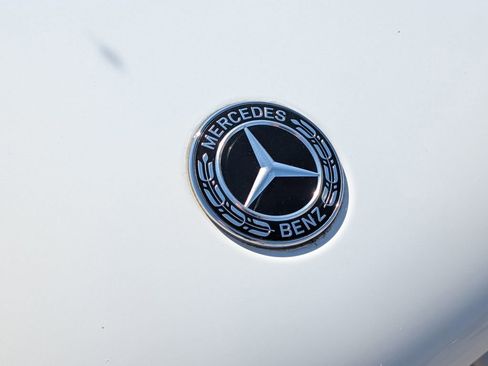 Used 2020 Mercedes-Benz CLA 250 w/ Premium Package image 11