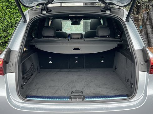 Used 2025 Mercedes-Benz GLE 350 4MATIC w/ Winter Package image 17