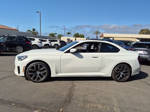 Used 2023 BMW 230i xDrive Coupe w/ Convenience Package AWD/4WD image 8