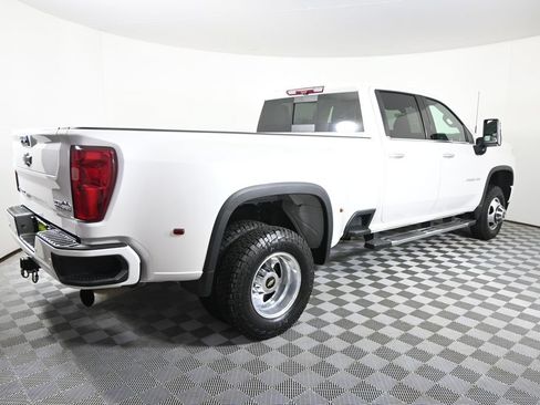 Used 2023 Chevrolet Silverado 3500 High Country AWD/4WD image 7