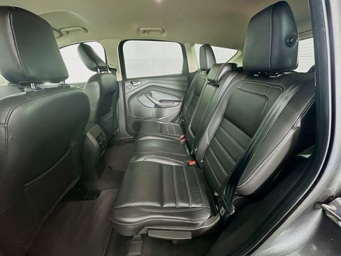 Used 2019 Ford Escape Titanium image 27