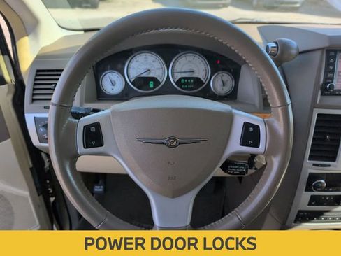 Used 2010 Chrysler Town & Country Limited w/ Entertainment Group #3 image 13