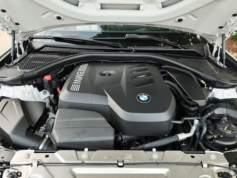 New 2026 BMW 330i Sedan w/ M Sport Package RWD image 30