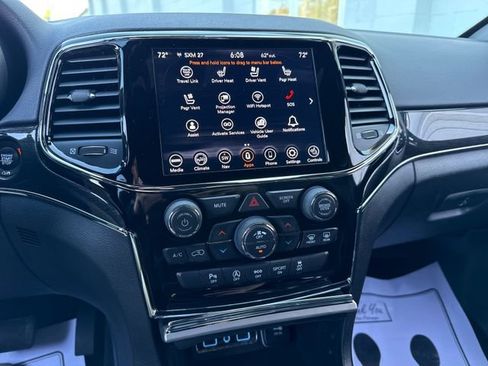 Used 2020 Jeep Grand Cherokee Trailhawk AWD/4WD image 34