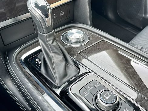 Certified 2024 INFINITI QX80 Luxe AWD/4WD image 18