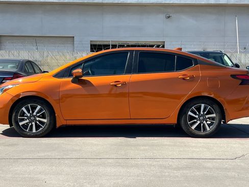 Used 2021 Nissan Versa SV FWD image 6
