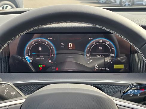 New 2025 Volkswagen Tiguan S image 20