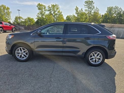 Used 2023 Ford Edge SEL w/ Convenience Package image 6