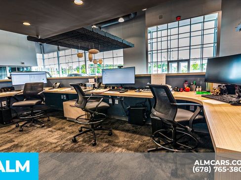 Used 2024 Nissan Altima 2.5 SV image 70