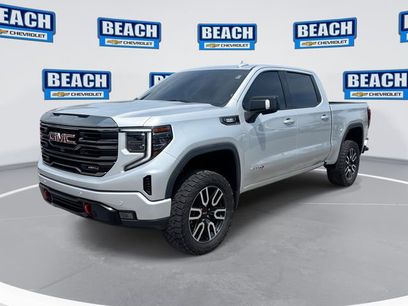 Used 2022 GMC Sierra 1500 AT4 w/ Technology Package