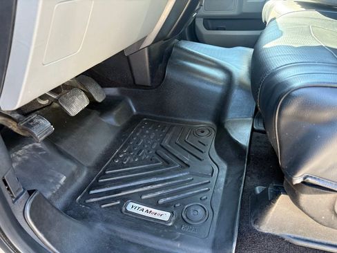 Used 2016 Ford F150 XLT AWD/4WD image 11
