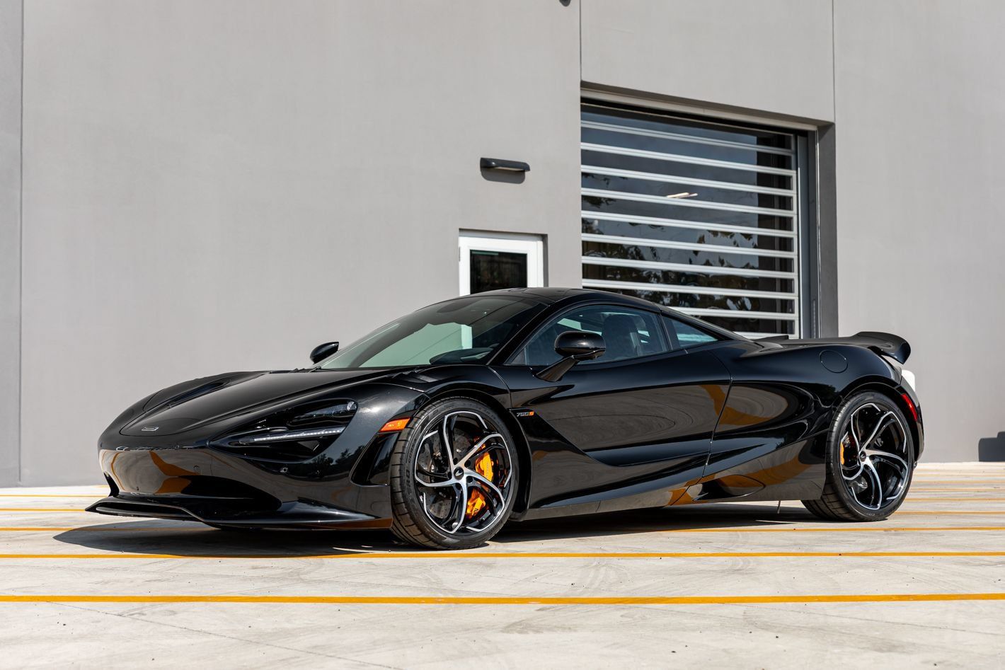 Used 2024 McLaren 750S RWD image 7