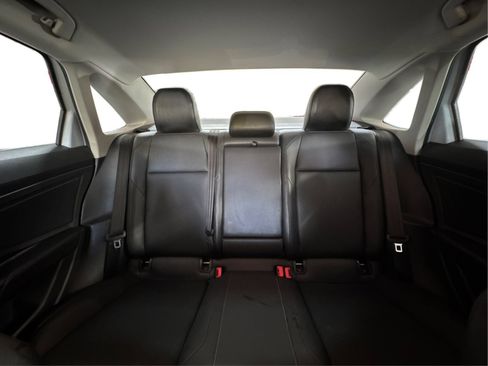 Used 2019 Volkswagen Jetta SE FWD image 13