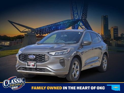 Used 2024 Ford Escape ST-Line AWD/4WD image 3