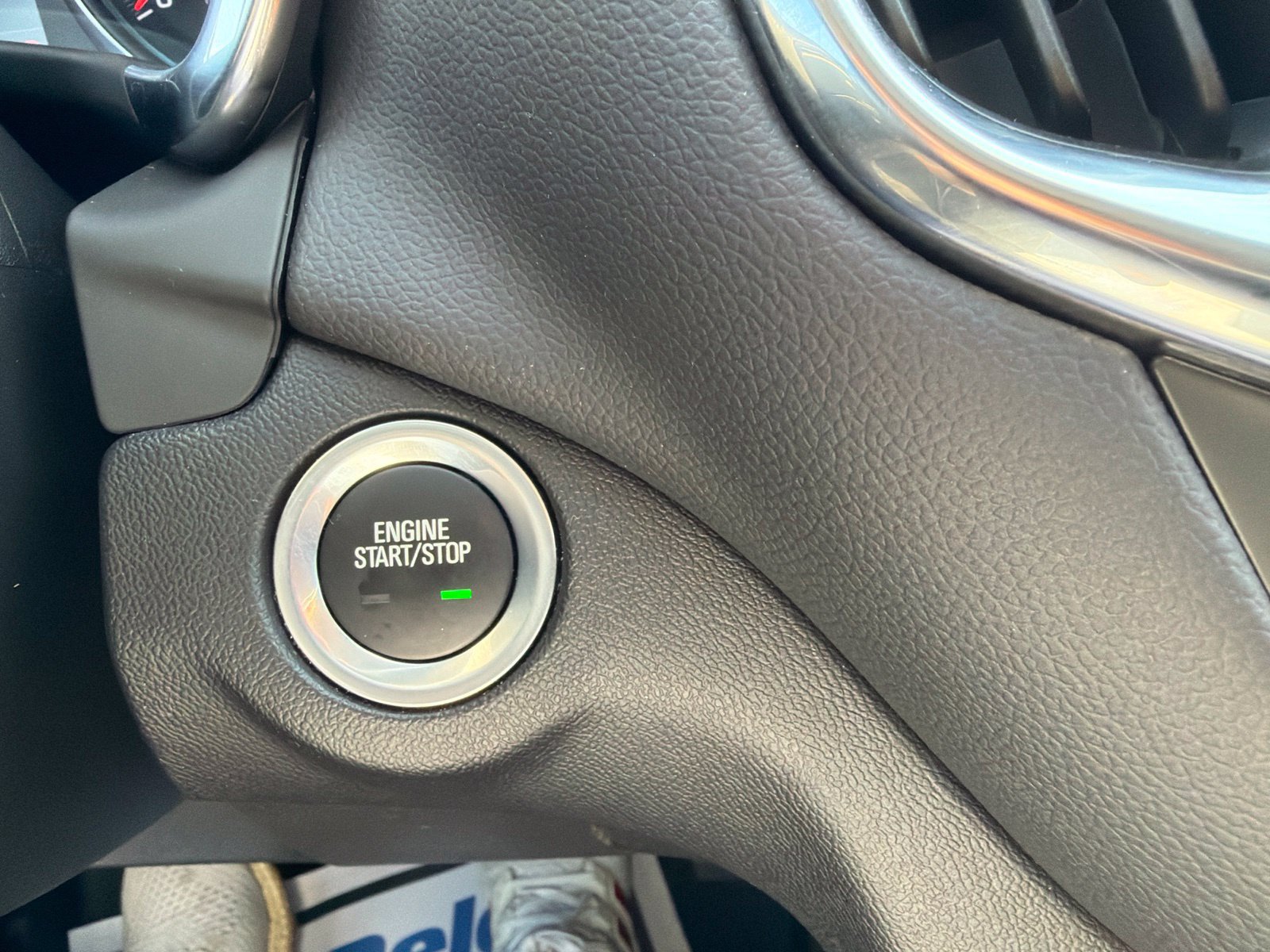 Certified 2024 Chevrolet Equinox LT FWD image 21