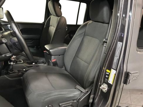Used 2023 Jeep Wrangler Unlimited Sport AWD/4WD image 6