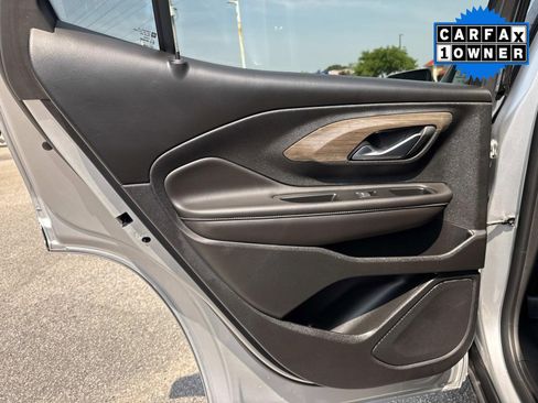 Certified 2022 GMC Terrain Denali w/ LPO, Roadside Safety Package AWD/4WD image 13