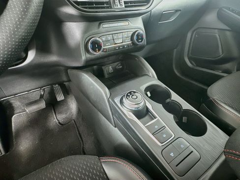 Used 2025 Ford Escape ST-Line Select AWD/4WD image 24